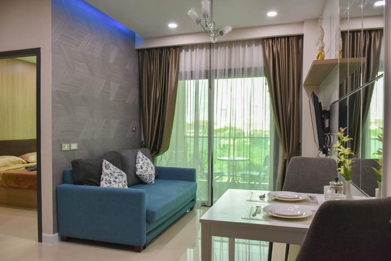 Dusit Grand Condo View Jomtien Beach Room photo