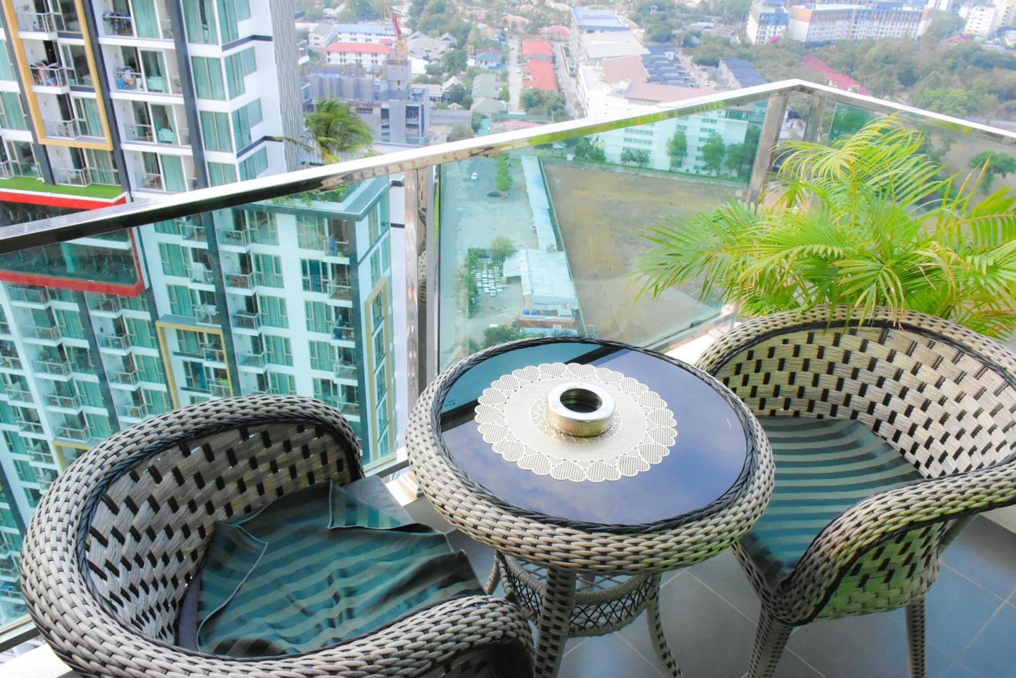 Dusit Grand Condo View Jomtien Beach Room photo